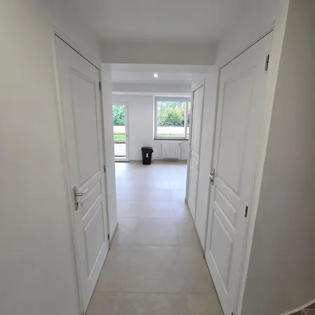 Casa de Férias Charmante Maison De Pierre Renovee A 5min De Charleville-mezieres *